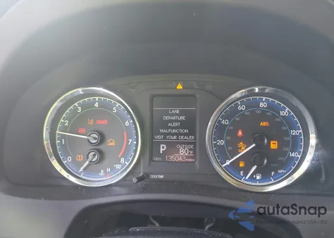 2018 Toyota Corolla Le из США, поврежденный, VIN 5YFBURHE4JP833633